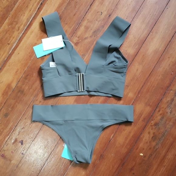 NWT H&M green bikini set - Picture 3 of 4